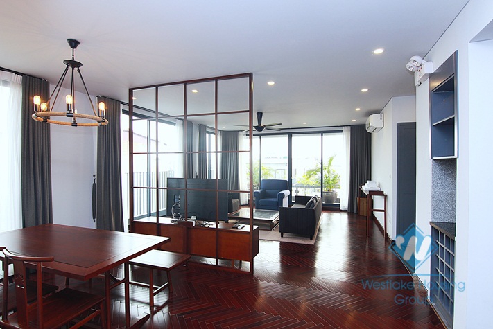 Stunning penthouse apartment for rent in Tay Ho with beautiful lake view balcony